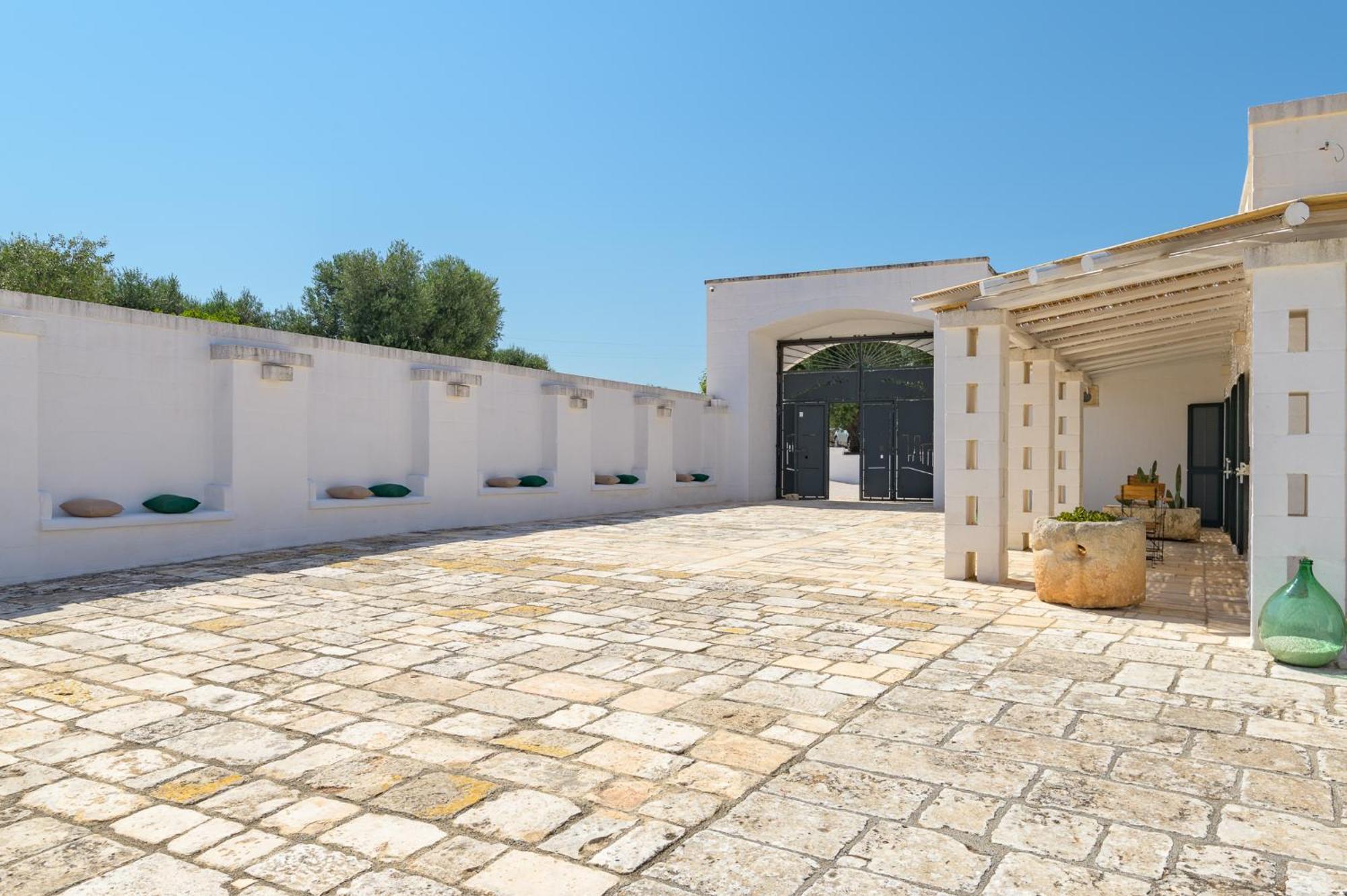 Masseria Abadia Uno Ostuni Exterior photo